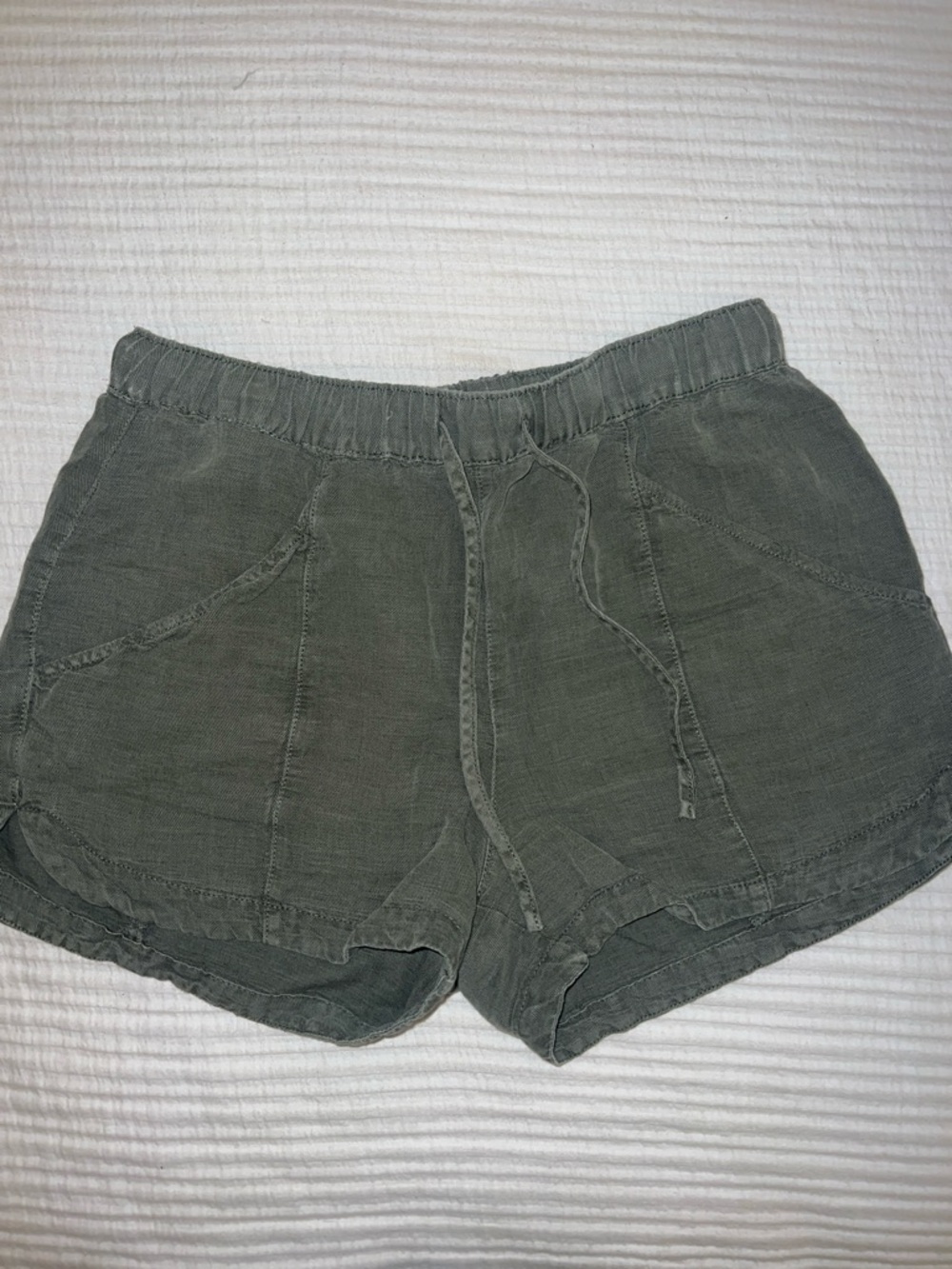 C&C California Olive Green Elastic Waist Pull-On Shorts